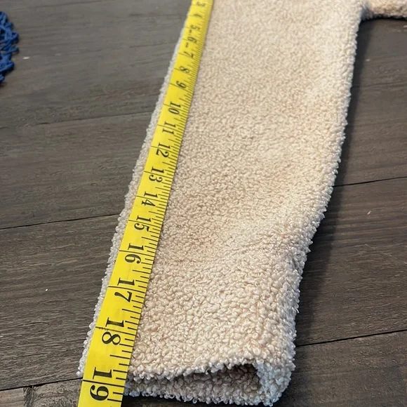 ๐3/$15๐J Crew vintage fleece crew neck. Size XS - Picture 7 of 10